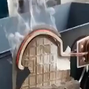 在葉片泵的組合零件中，高頻感應(yīng)加熱機(jī)是怎樣對葉片進(jìn)行熱處理的？