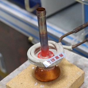 高頻感應(yīng)釬焊設(shè)備對(duì)比其他焊接設(shè)備的好處