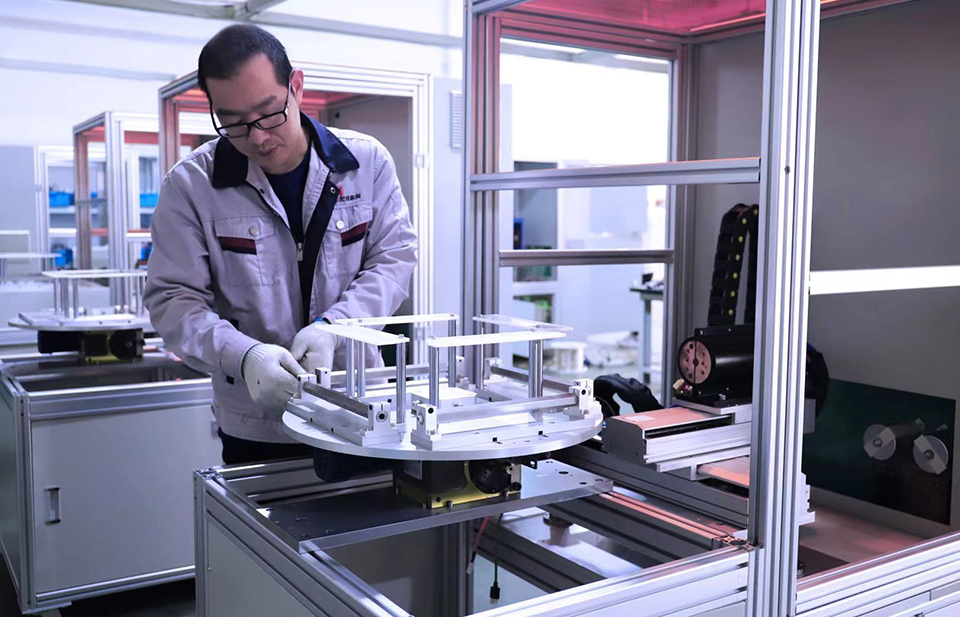 制冷設(shè)備進(jìn)行釬焊，焊后接頭發(fā)黑長(zhǎng)銅綠該怎么預(yù)防解決？